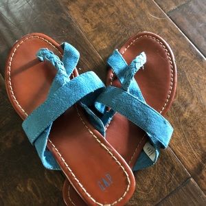 Women’s Gap Teal flat shoes- Size 7